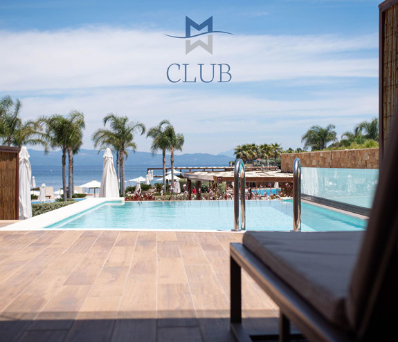 Duplex Sea View Private Pool Suite pool and sunbed