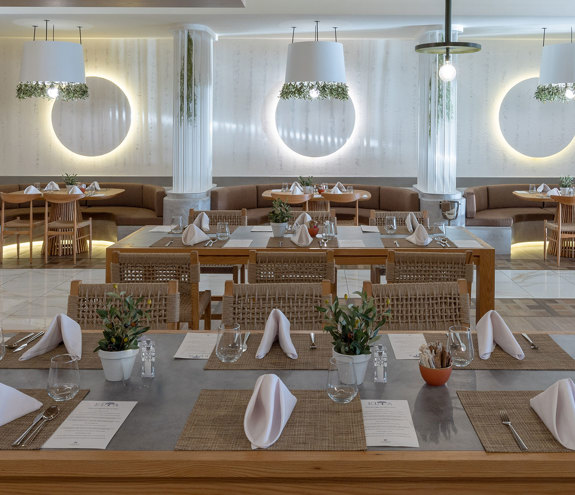Elia Restaurant decorated tables